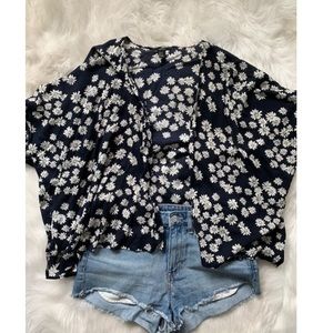 Daisy print kimono